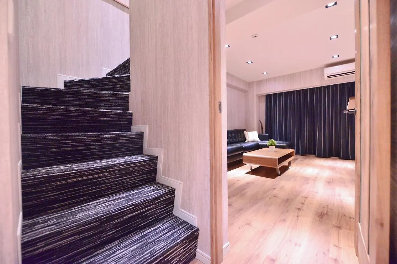 Real Life Kudanshita Apartment Tokyo 0*,  Japan