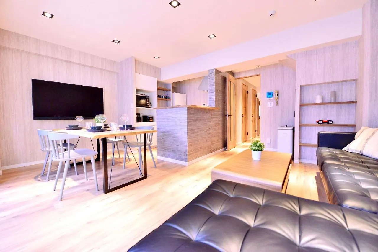 Real Life Kudanshita Apartment Tokyo 0*,