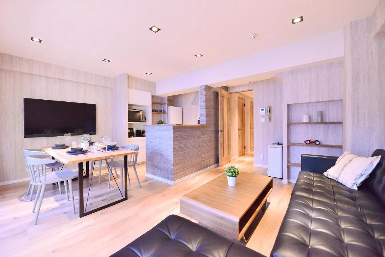Real Life Kudanshita Apartment Tokyo 0*,