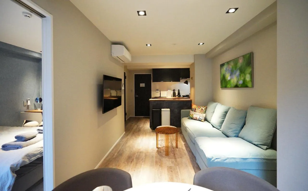 Real Life Kudanshita Apartment Tokyo 0*,  Japan