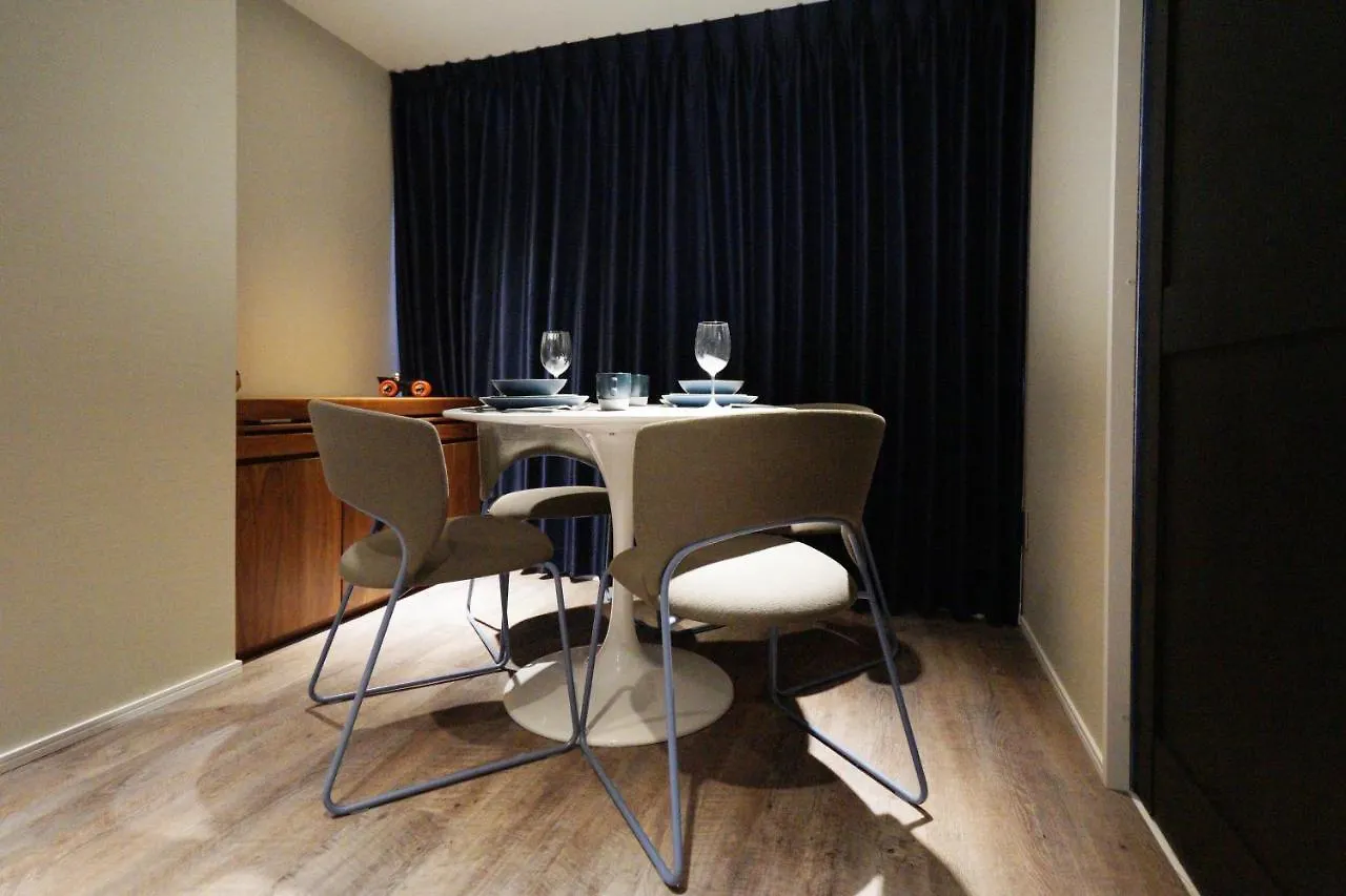 Real Life Kudanshita Apartment Tokyo 0*,